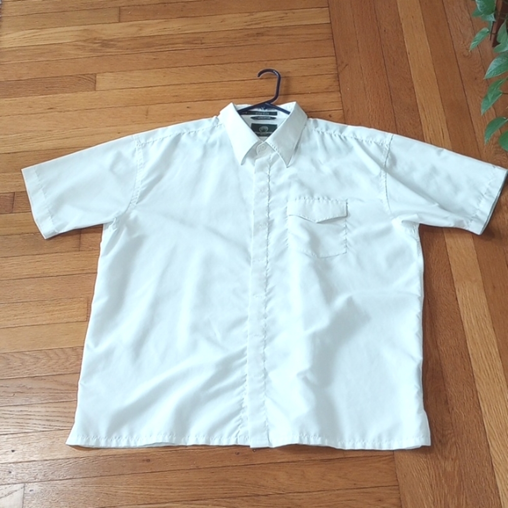 Men's Weatherproof Button Shirt